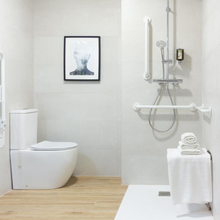 VLC HOST- B&B Fray Pedro - Quadruple Room - 15