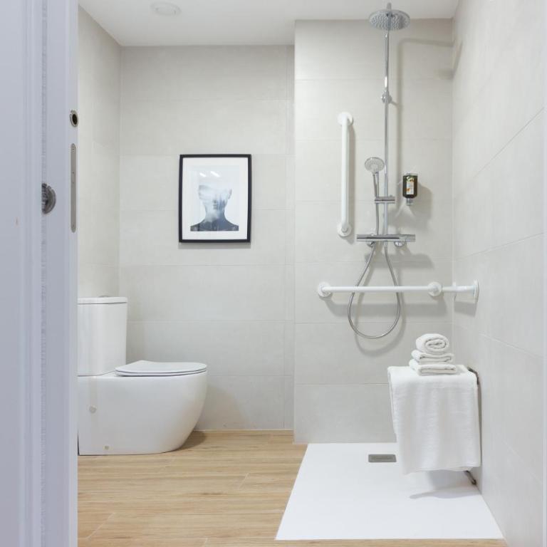 VLC HOST- B&B Fray Pedro - Quadruple Room - 29