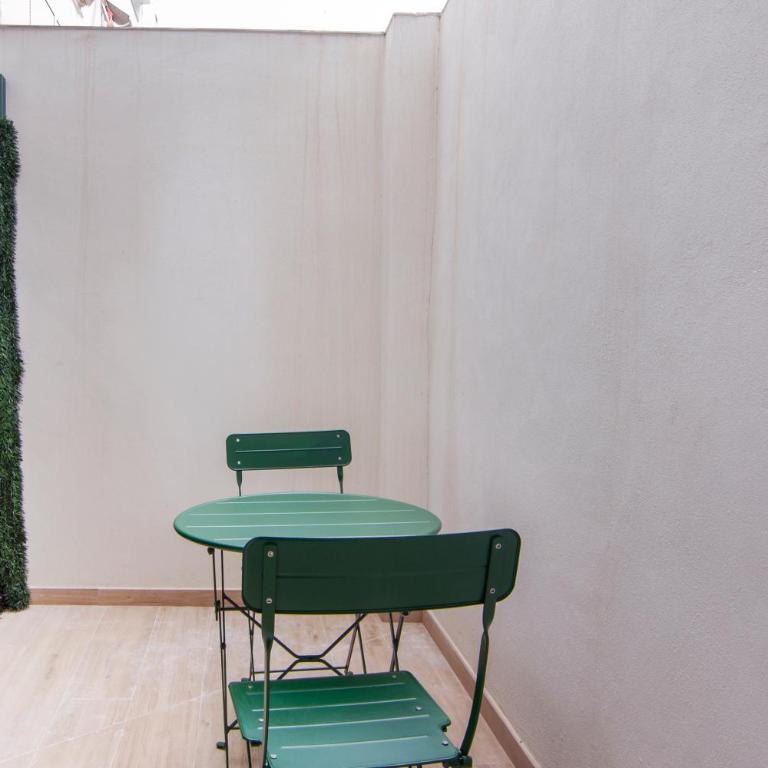 VLC HOST- B&B Fray Pedro - Family Room with Private Bathroom - 5