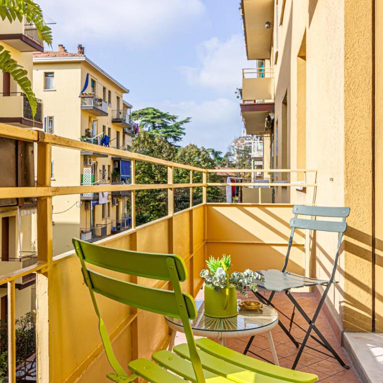 In Fiera - Casa Frency - Camera Matrimoniale con Balcone - 8
