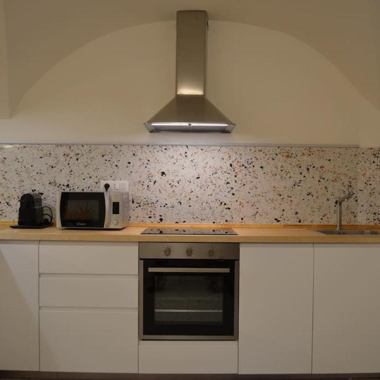 Cozy and quiet Suite near Two Towers, Bologna - Appartamento con 1 Camera da Letto - 6