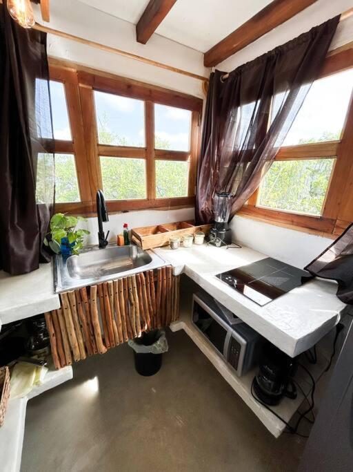 Loft con hermosa vista, terraza y wifi Starlink! - One-Bedroom Apartment - 13