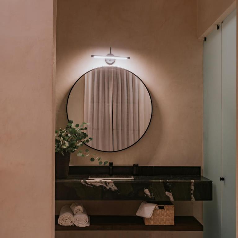 Casa Armonela, 5 minutes from Paseo Montejo - Casa - 23