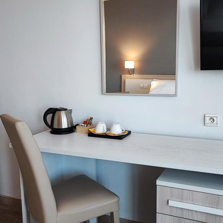 Hôtel Alexandra - Chambre Double ou Lits Jumeaux Supérieure - 14