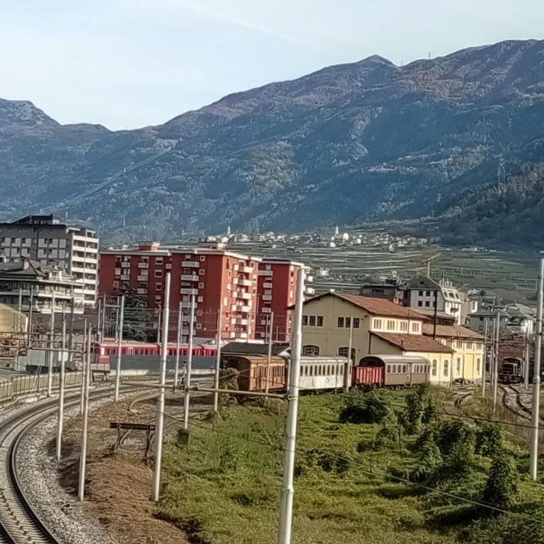 Tirano Express Comfort 2P Appartamento spazioso con vista montagne, ideale per famiglie e gruppi - Appartement avec Vue et Balcon - 31