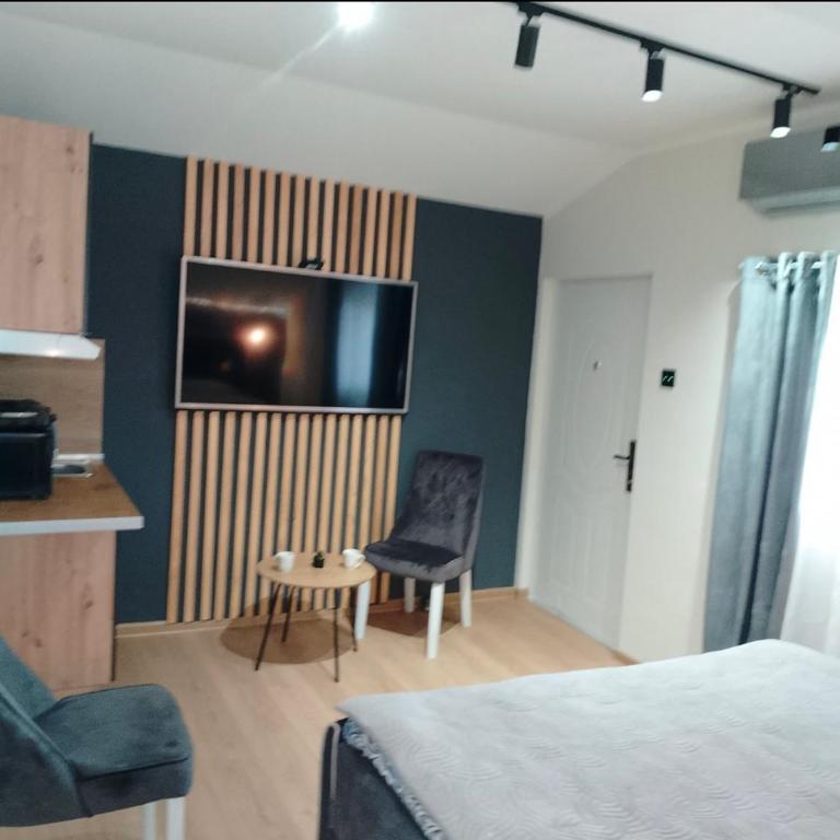 Apartman Happy 5 - One-Bedroom Apartment - 1