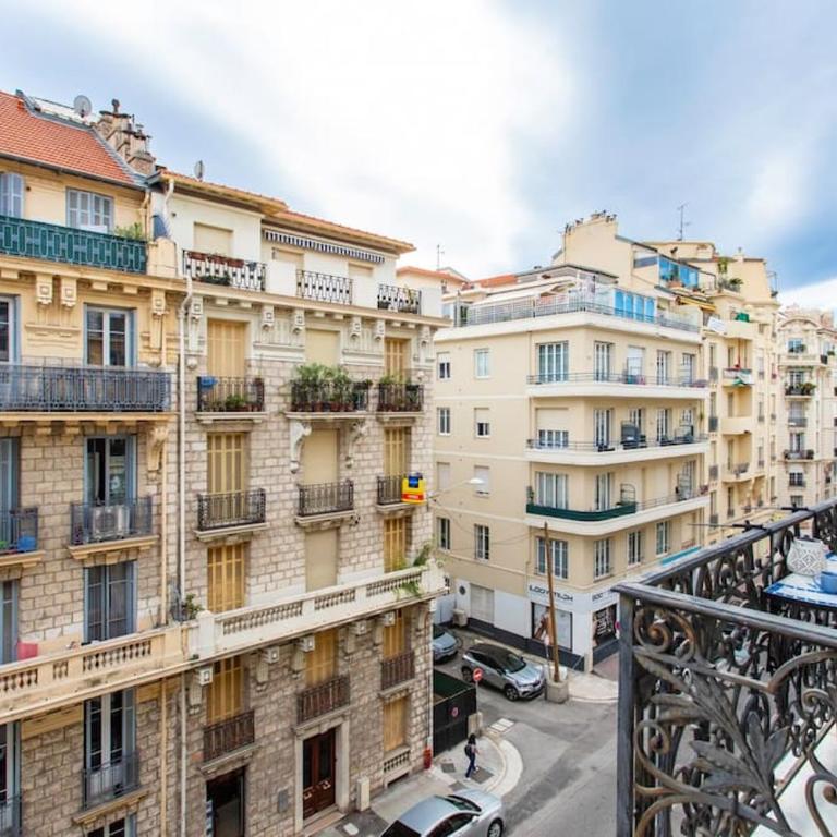 #61 Staywizus - 1 BDR Rossini Centrale Balcony AC - Appartement 1 Chambre - 12