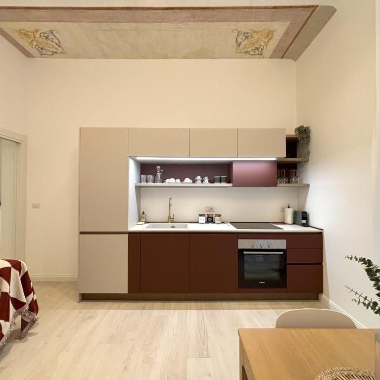 Viale 1880 - Trieste Reception - Appartamento con 2 Camere da Letto - 3