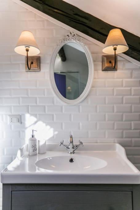Sunny 2BR Penthouse Near Milano Centrale - Two-Bedroom House - 40