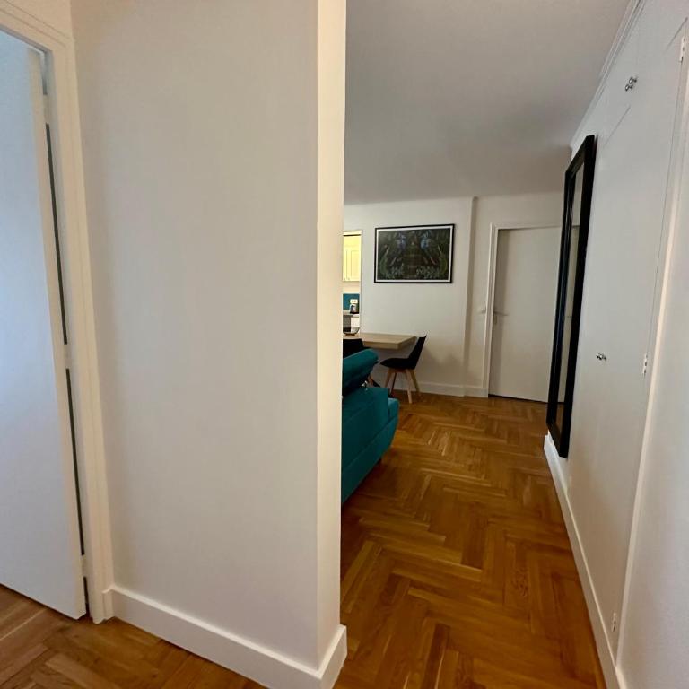 Appartement 5 personnes Léon Frot PARIS - Appartement 2 Chambres - 16