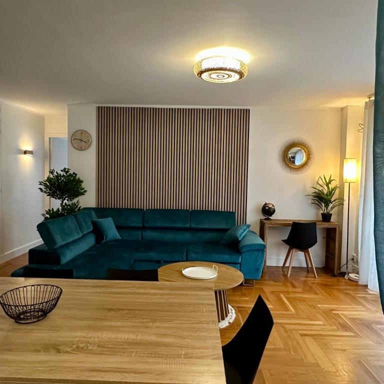 Appartement 5 personnes Léon Frot PARIS - Appartement 2 Chambres - 7