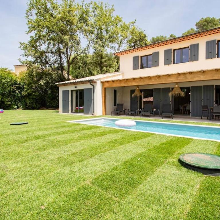 #53 Staywizus - St Paul Villa Swimming pool AC Car park BBQ for 8 Guests - Villa - 25