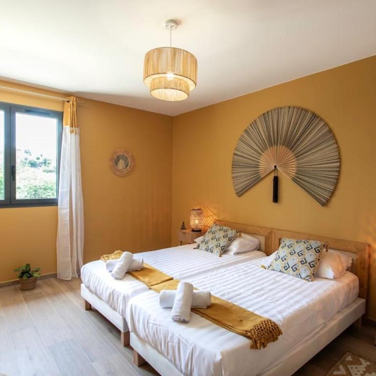 #53 Staywizus - St Paul Villa Swimming pool AC Car park BBQ for 8 Guests - Villa - 68
