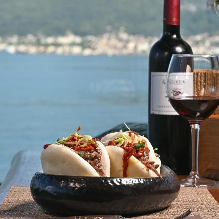 Luxury Sea Residence by Kristina - Standard Double Room with Sea View - 14