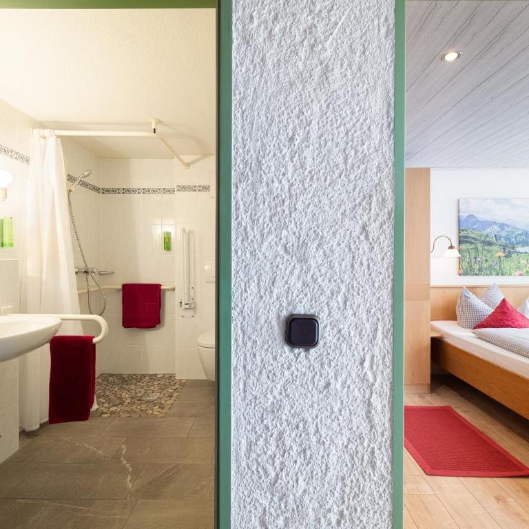 Familien- und Wellnesshotel "Landhaus Viktoria" - Apartment mit 1 Schlafzimmer - 5