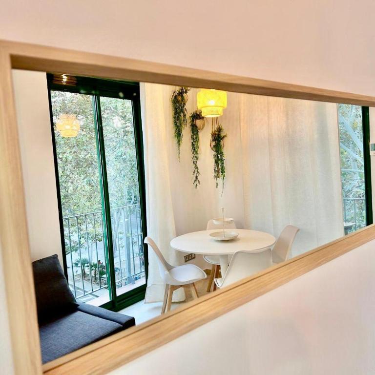 Barcelona Raval - One-Bedroom Apartment - 2