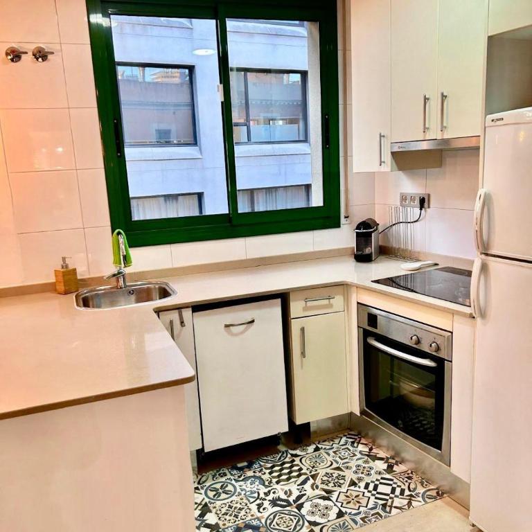 Barcelona Raval - One-Bedroom Apartment - 8