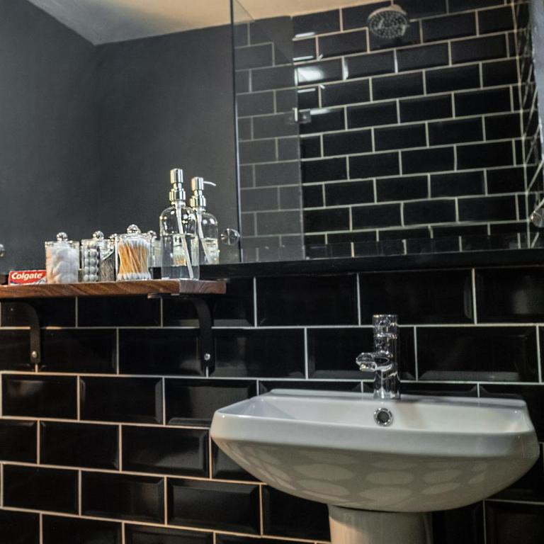 Homestal California Hostal en Tlaquepaque - Deluxe Double Room - 16