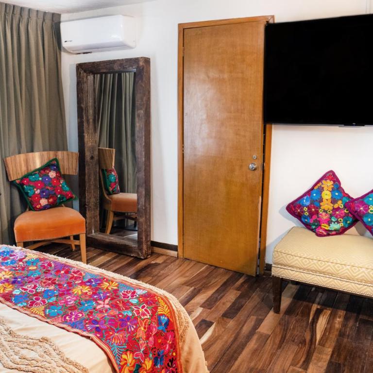 Homestal California Hostal en Tlaquepaque - Deluxe Double Room - 10