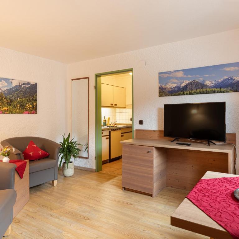Familien- und Wellnesshotel "Landhaus Viktoria" - Studio mit Balkon - 2
