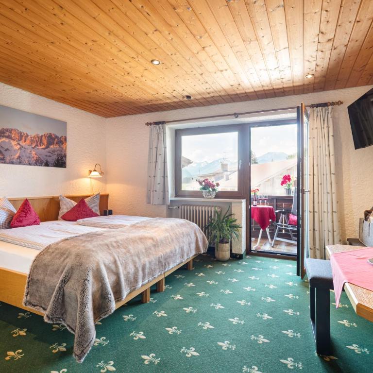 Familien- und Wellnesshotel "Landhaus Viktoria" - Studio mit Balkon - 1