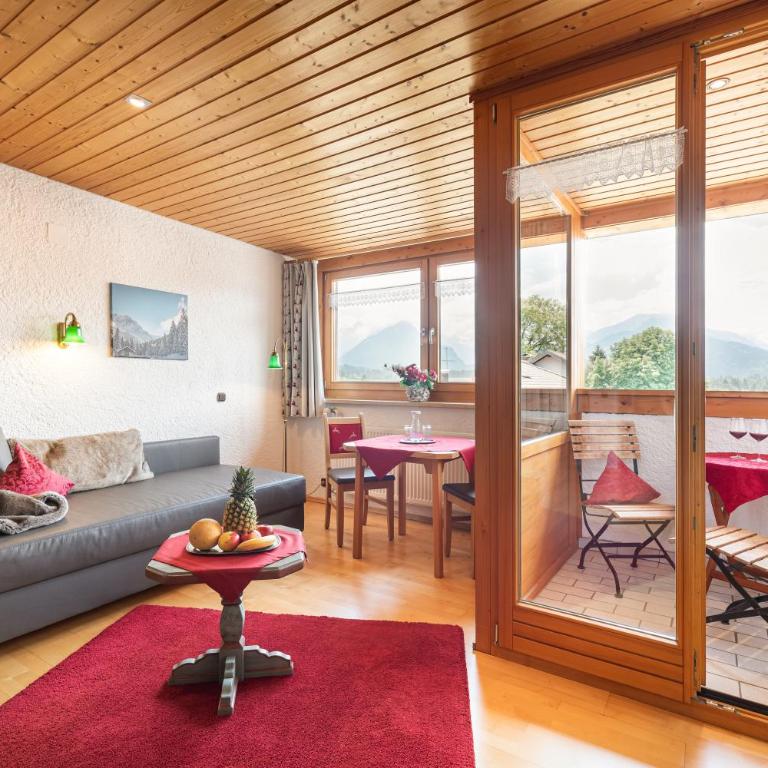 Familien- und Wellnesshotel "Landhaus Viktoria" - Studio mit Bergblick - 3
