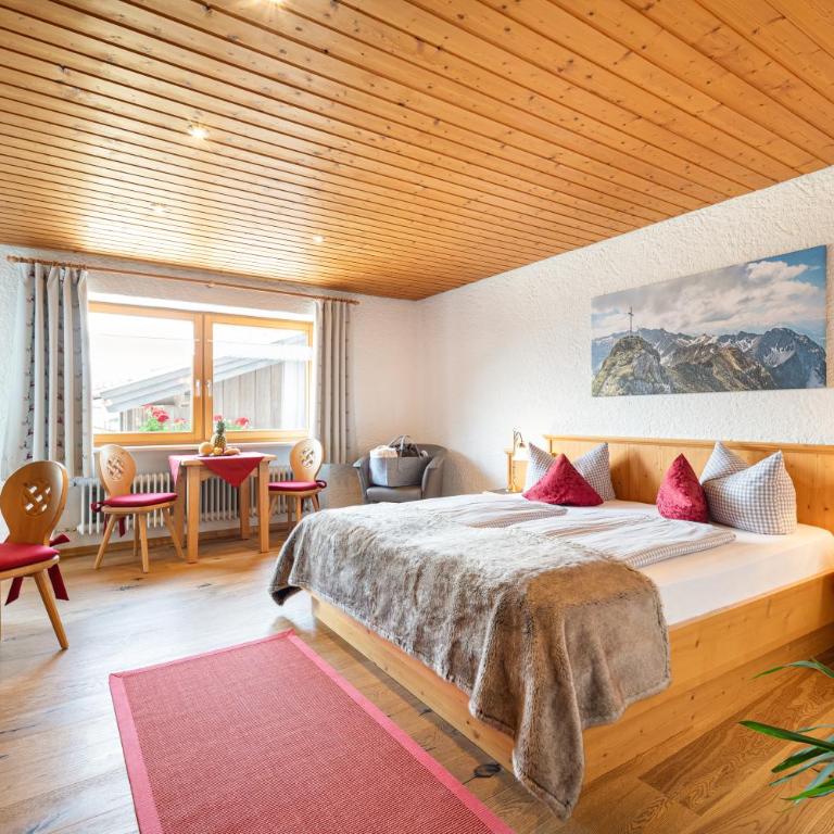 Familien- und Wellnesshotel "Landhaus Viktoria" - Studio mit Balkon - 1