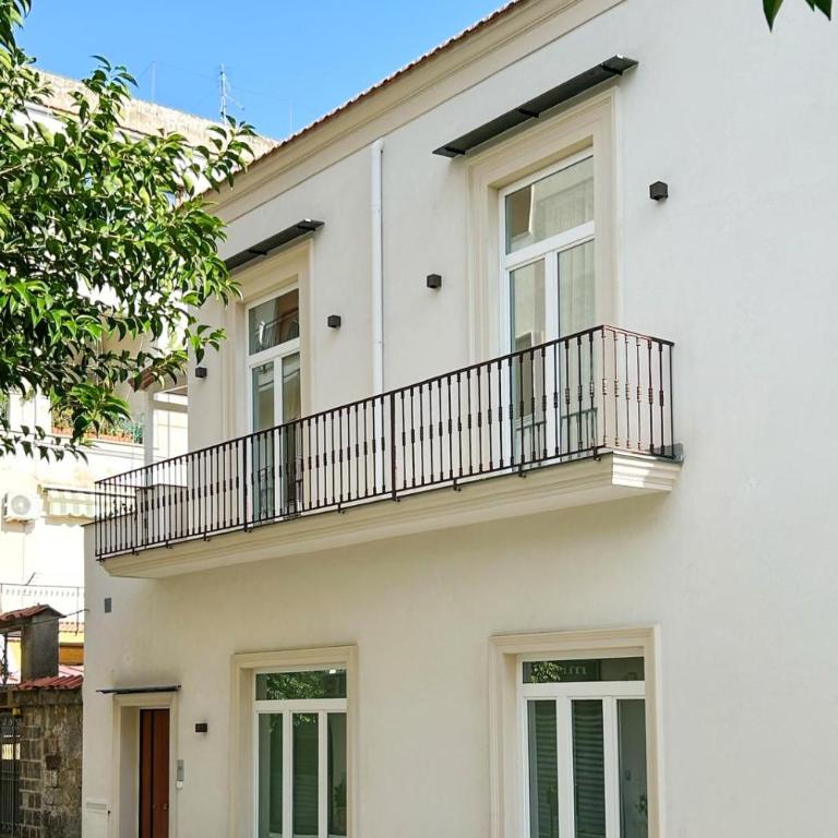 Olleia Home in city center - Sorrento Coast - Appartamento Premium con 1 Camera da Letto - 2