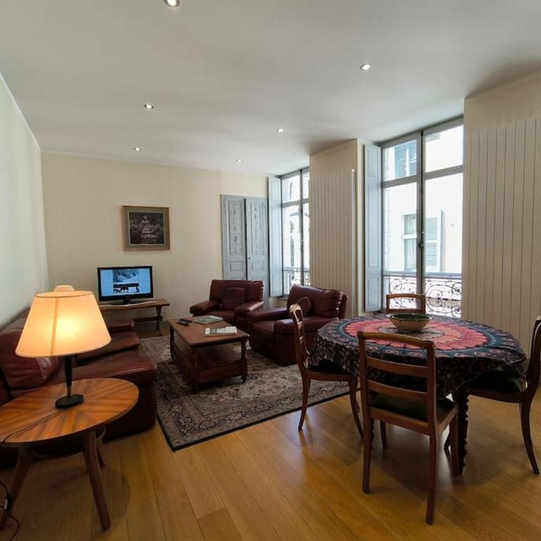 Spacieux-6 pers-bien équipé-quartier du château - Appartement 3 Chambres - 27