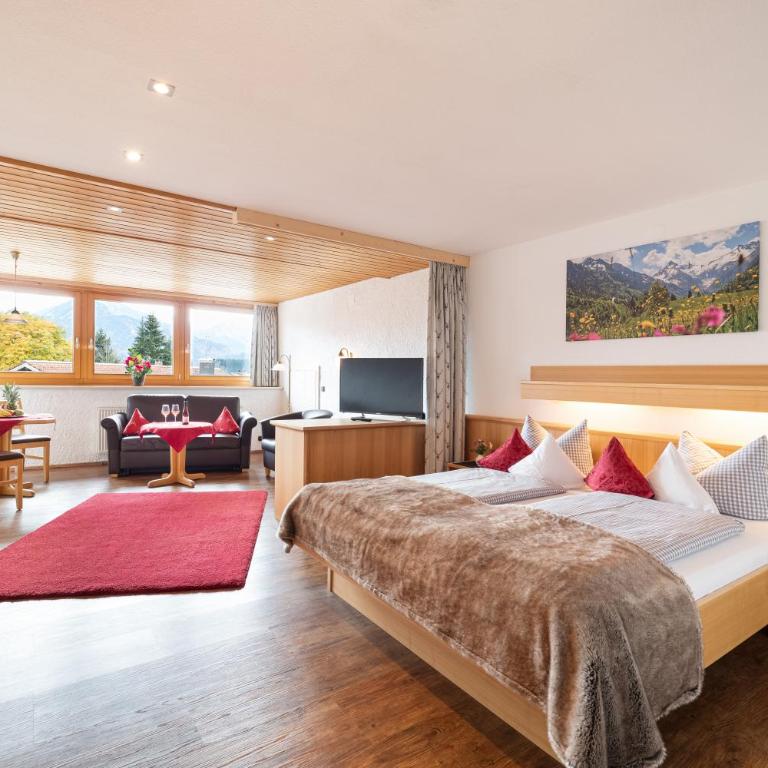 Familien- und Wellnesshotel "Landhaus Viktoria" - Studio mit Bergblick - 3