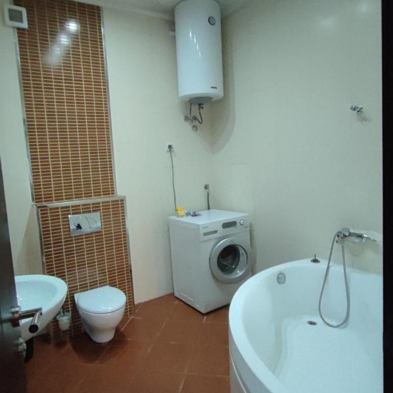 Deluxe stan NS - Apartman sa 3 Spavaće Sobe i Pogledom - 9