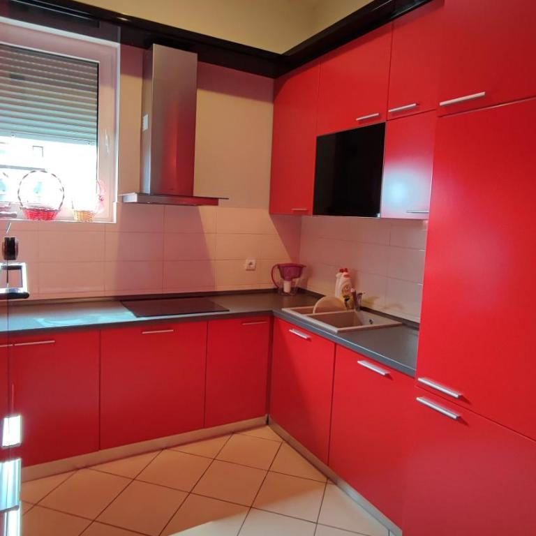Deluxe stan NS - Apartman sa 3 Spavaće Sobe i Pogledom - 11