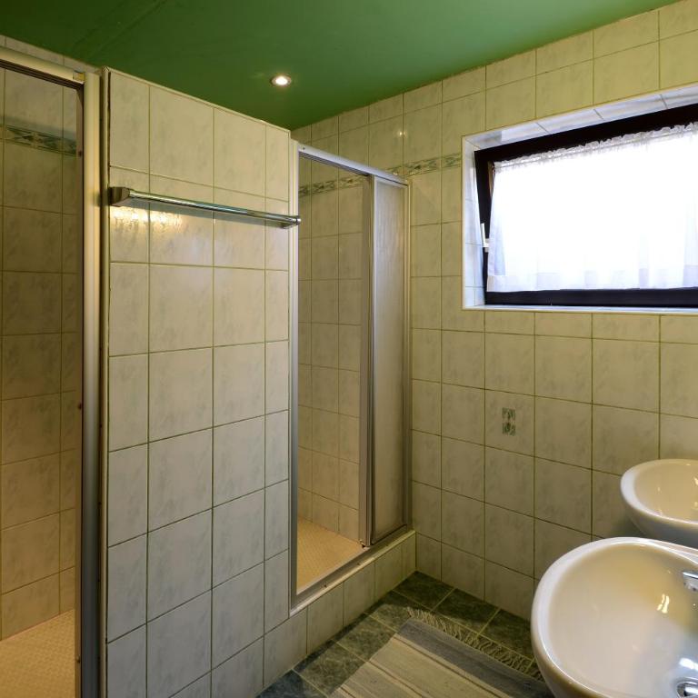 Appartements Baumanngut - Gemischter Schlafsaal mit 10 Betten - 10