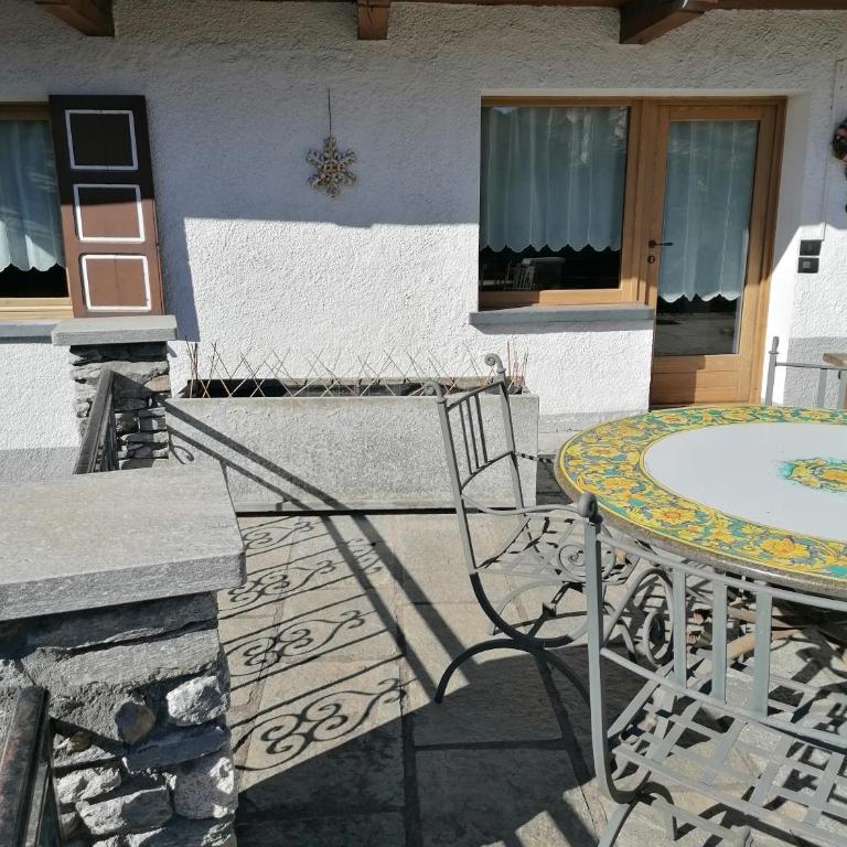 Maison De Meuny - Appartamento Familiare con 2 Camere da Letto e Vista - 8