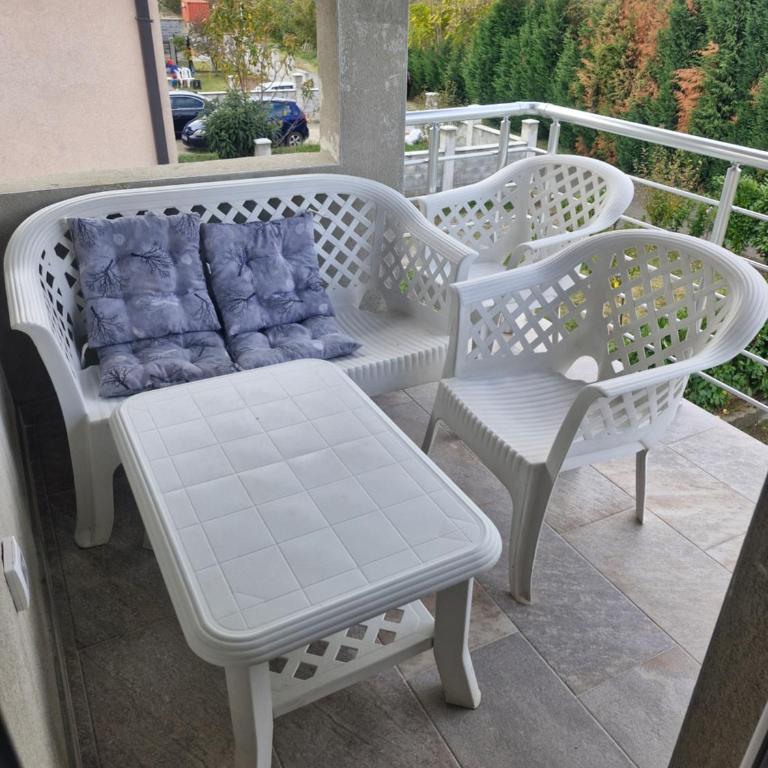 Knežević apartman - One-Bedroom Apartment with Terrace - 6