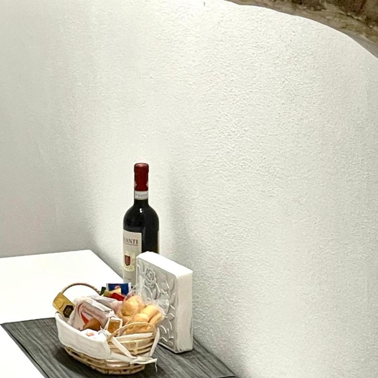 The First Porta Soprana Prione - Appartamento con 2 Camere da Letto - 5