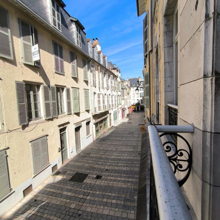Spacieux-6 pers-bien équipé-quartier du château - Appartement 3 Chambres - 2