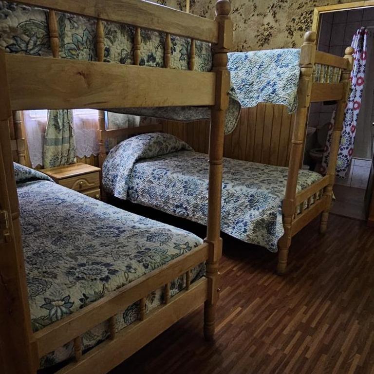 Hostal Josmar Natales - 4-Bed Mixed Dormitory Room - 1