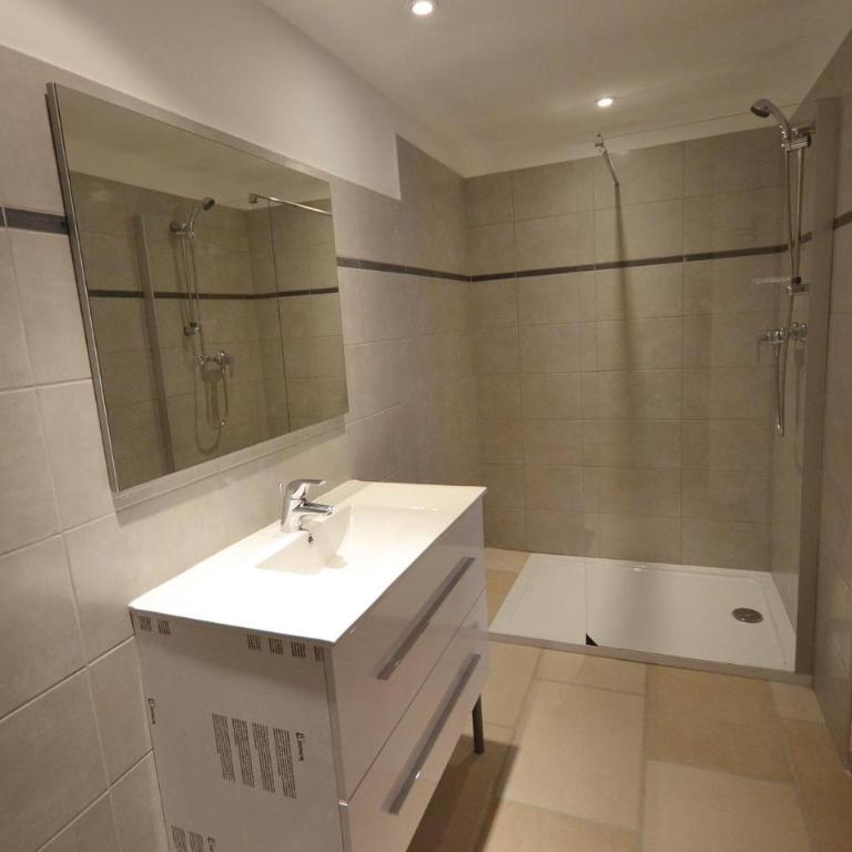 Awesome Home In St Marcellin L Vaison - Maison de Vacances 7 Chambres - 28