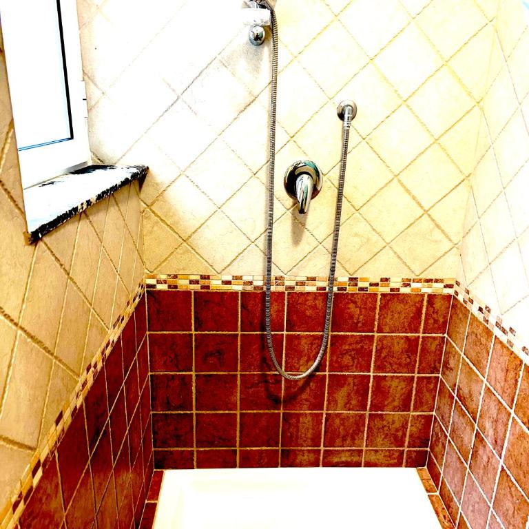 Casa Madre - Appartamento con 2 Camere da Letto - 11