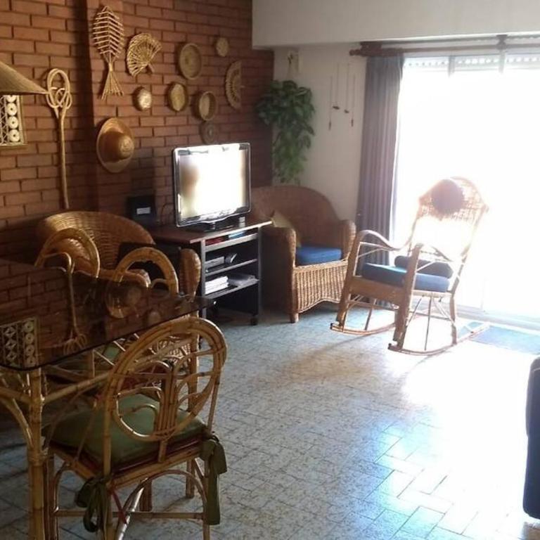 Hermoso 3 amb con gran terraza y parrilla - Apartamento de 2 dormitorios con terraza - 6