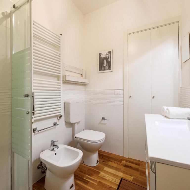 DiffeRent Home - Parcheggio privato - Appartamento con 2 Camere da Letto - 5