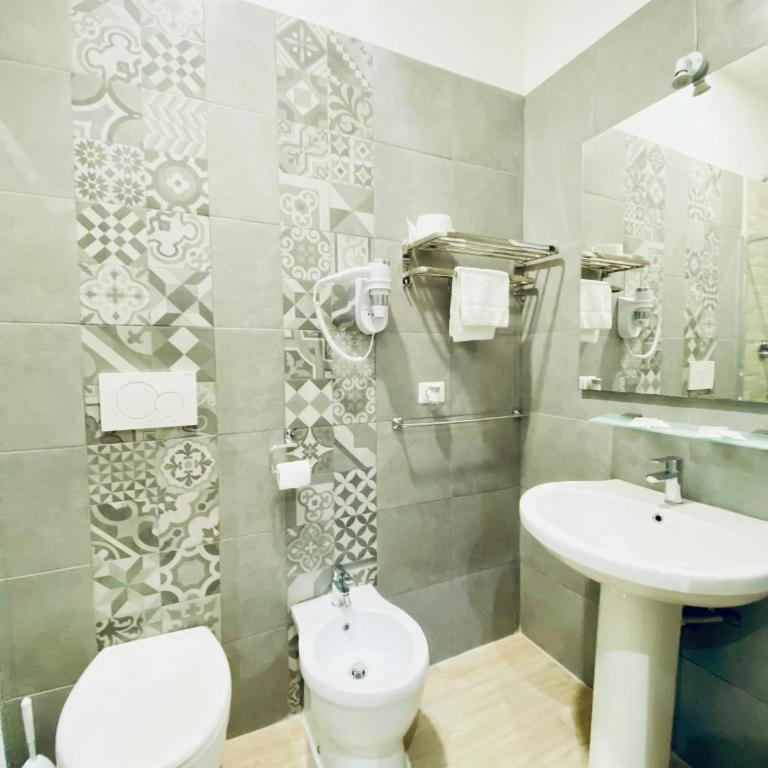 Tawhid Accomodation - Camera Matrimoniale/Doppia con Letti Singoli con Bagno Privato - 22