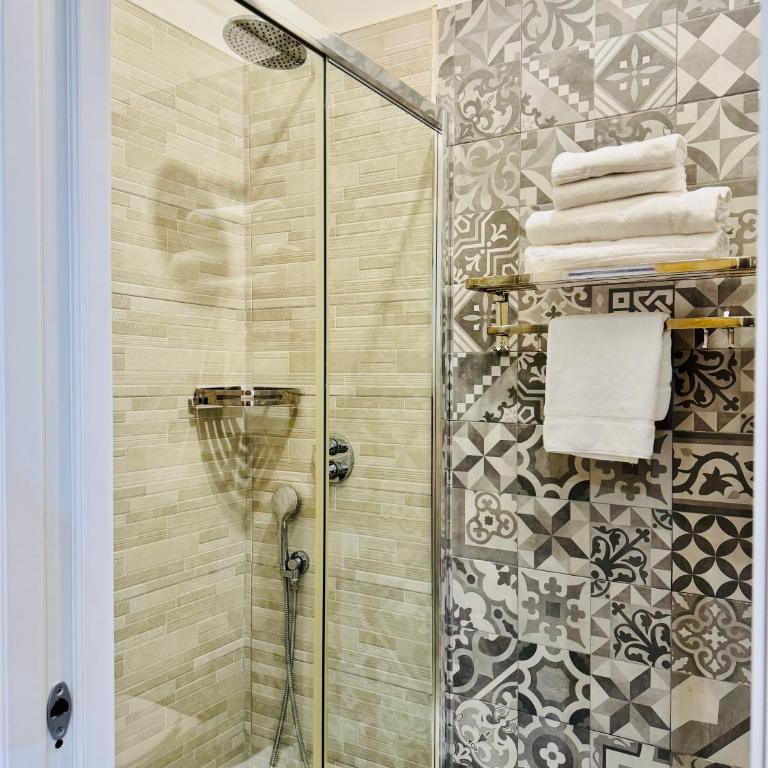 Tawhid Accomodation - Camera Matrimoniale/Doppia con Letti Singoli con Bagno Privato - 31
