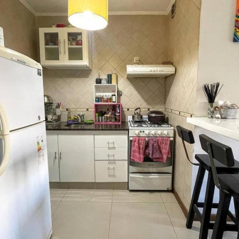 Depto en Peatonal San Martin - One-Bedroom Apartment - 2