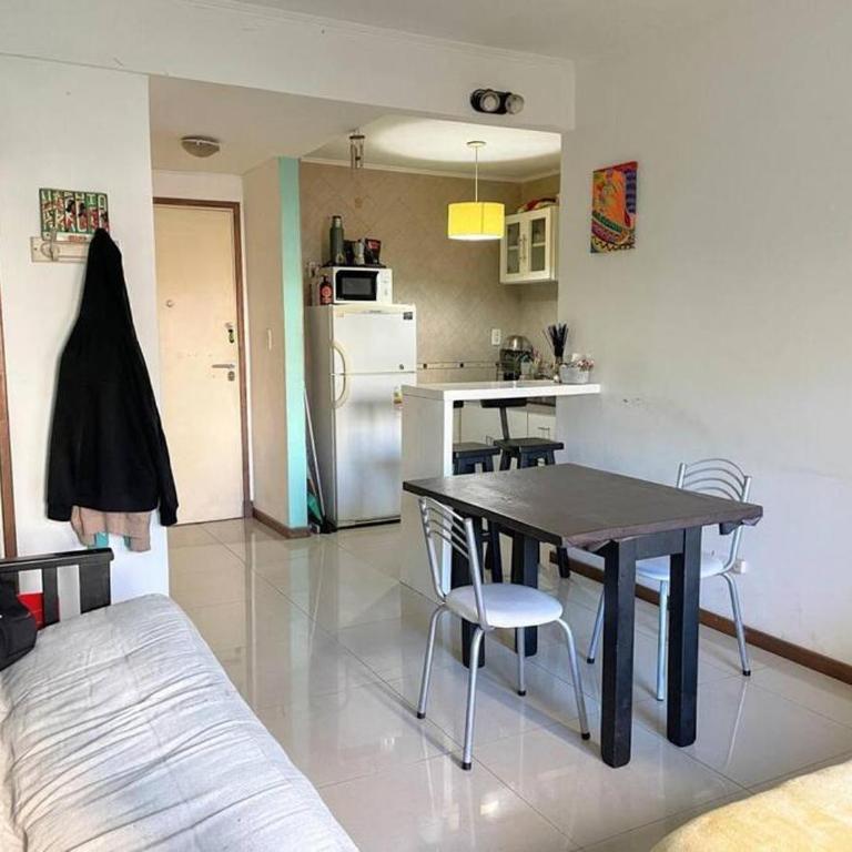 Depto en Peatonal San Martin - One-Bedroom Apartment - 5