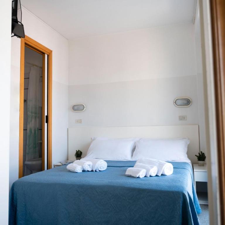 Hotel Selene - Vista Mare - Camera Matrimoniale Economy - 4