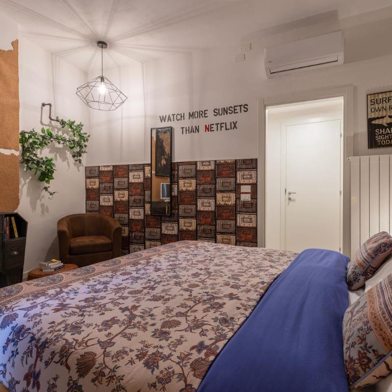 Coderooms - Deluxe Double Room - 2