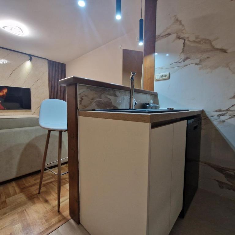 City Haven Deluxe - Apartman sa 2 Spavaće Sobe - 9