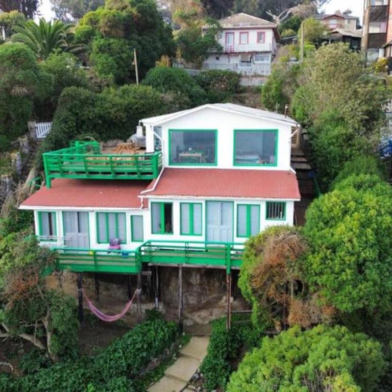 Primera Vista, increíble casa frente al mar - Two-Bedroom House - 1